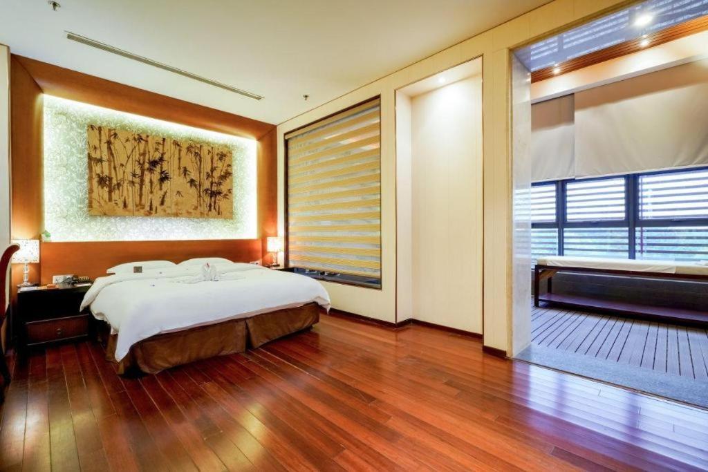 Suzhou Phoenix Hotspring Resort Zhangjiagang Ngoại thất bức ảnh