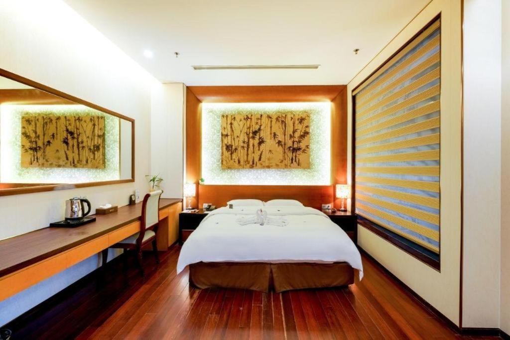 Suzhou Phoenix Hotspring Resort Zhangjiagang Ngoại thất bức ảnh