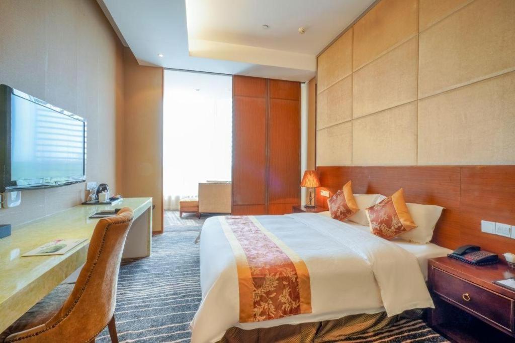 Suzhou Phoenix Hotspring Resort Zhangjiagang Ngoại thất bức ảnh