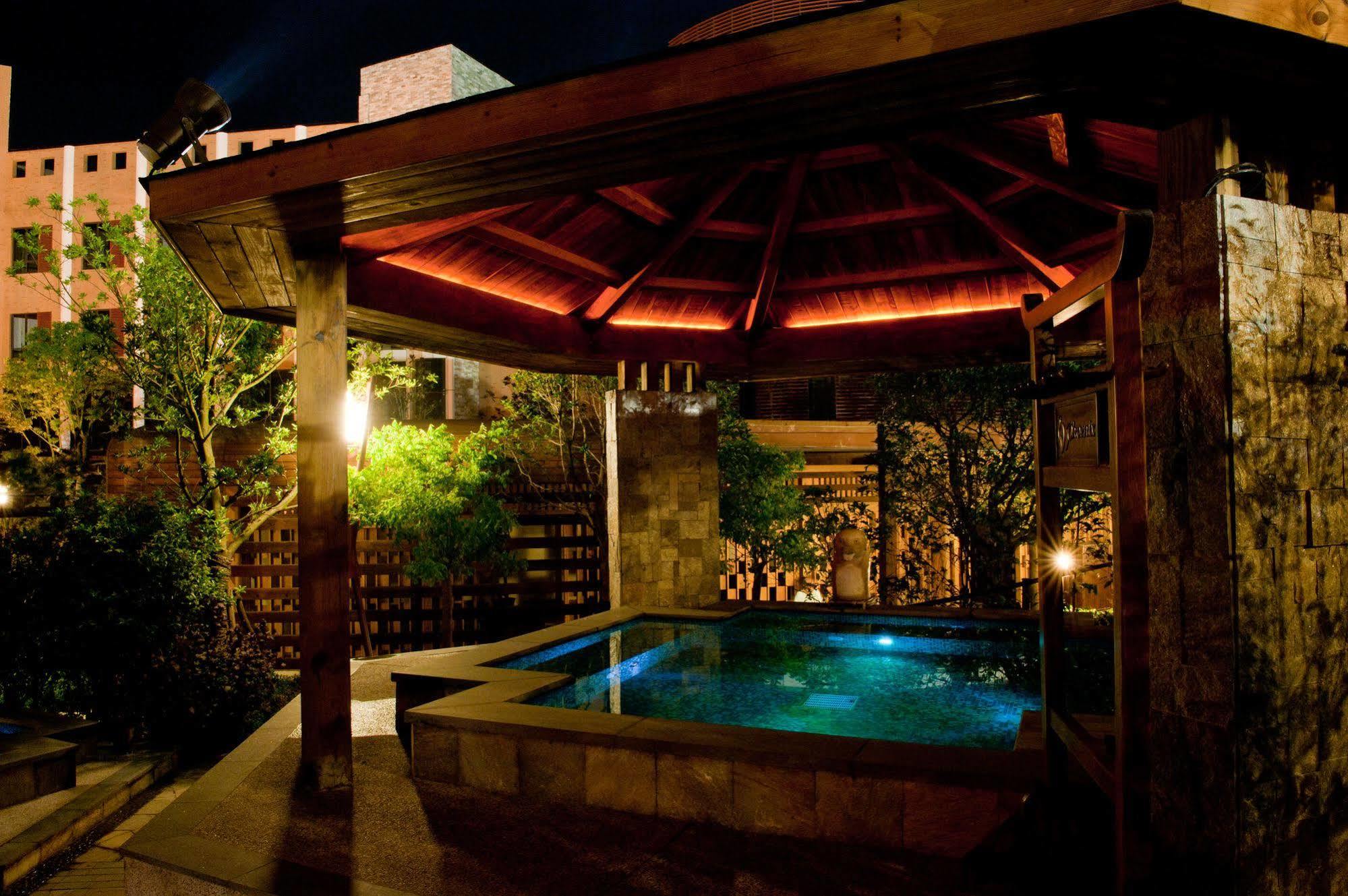 Suzhou Phoenix Hotspring Resort Zhangjiagang Ngoại thất bức ảnh