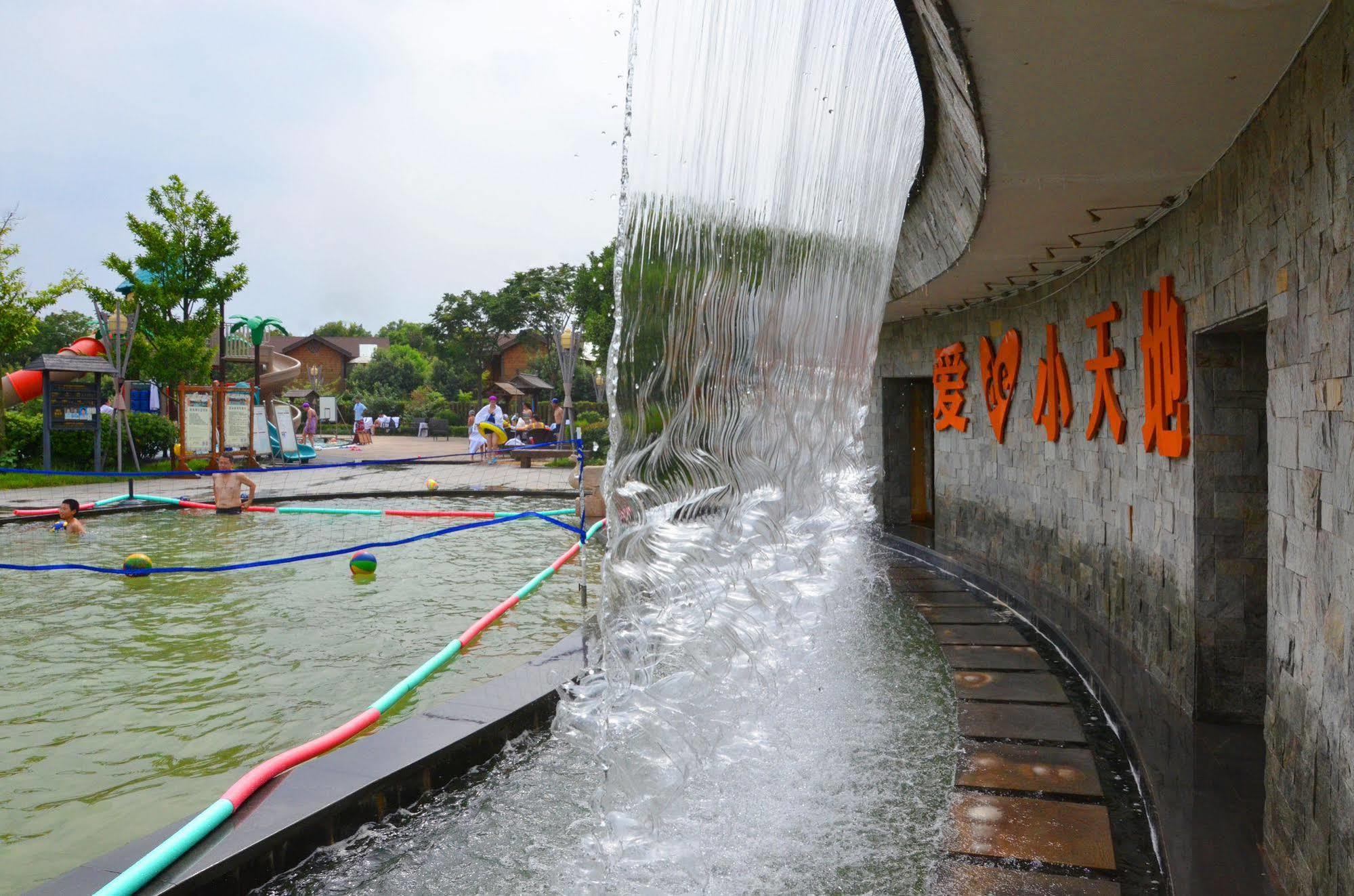 Suzhou Phoenix Hotspring Resort Zhangjiagang Ngoại thất bức ảnh