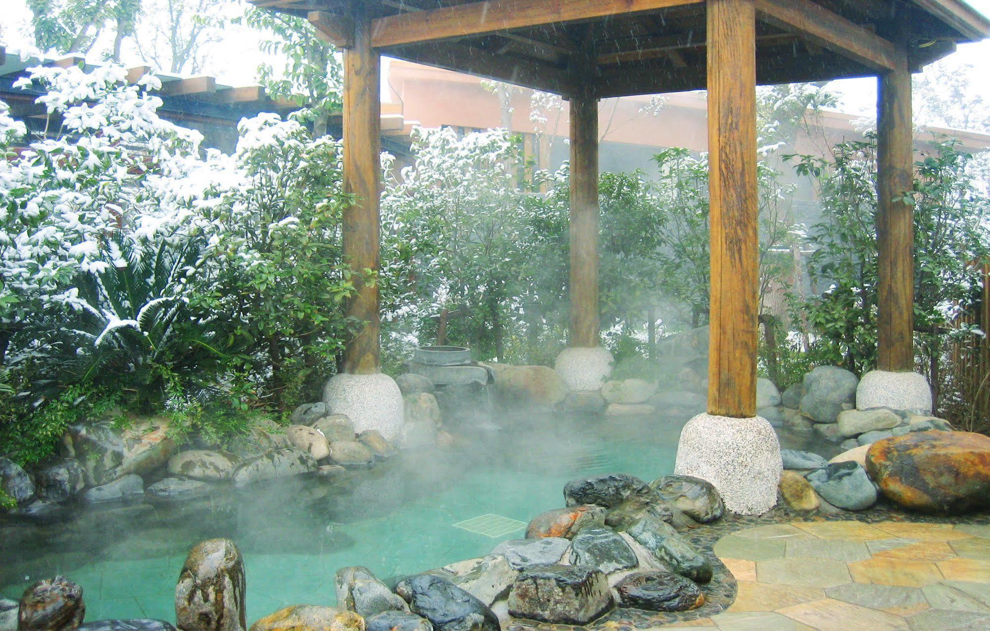 Suzhou Phoenix Hotspring Resort Zhangjiagang Ngoại thất bức ảnh