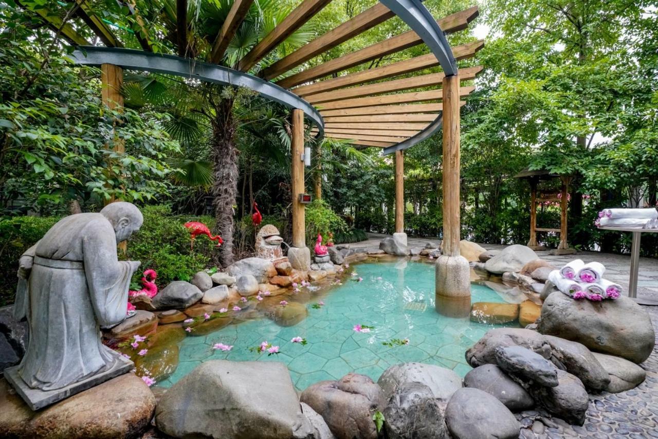 Suzhou Phoenix Hotspring Resort Zhangjiagang Ngoại thất bức ảnh